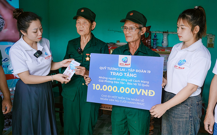 Biểu tượng hỗ trợ trực tuyến 24/7 của 78WIN8